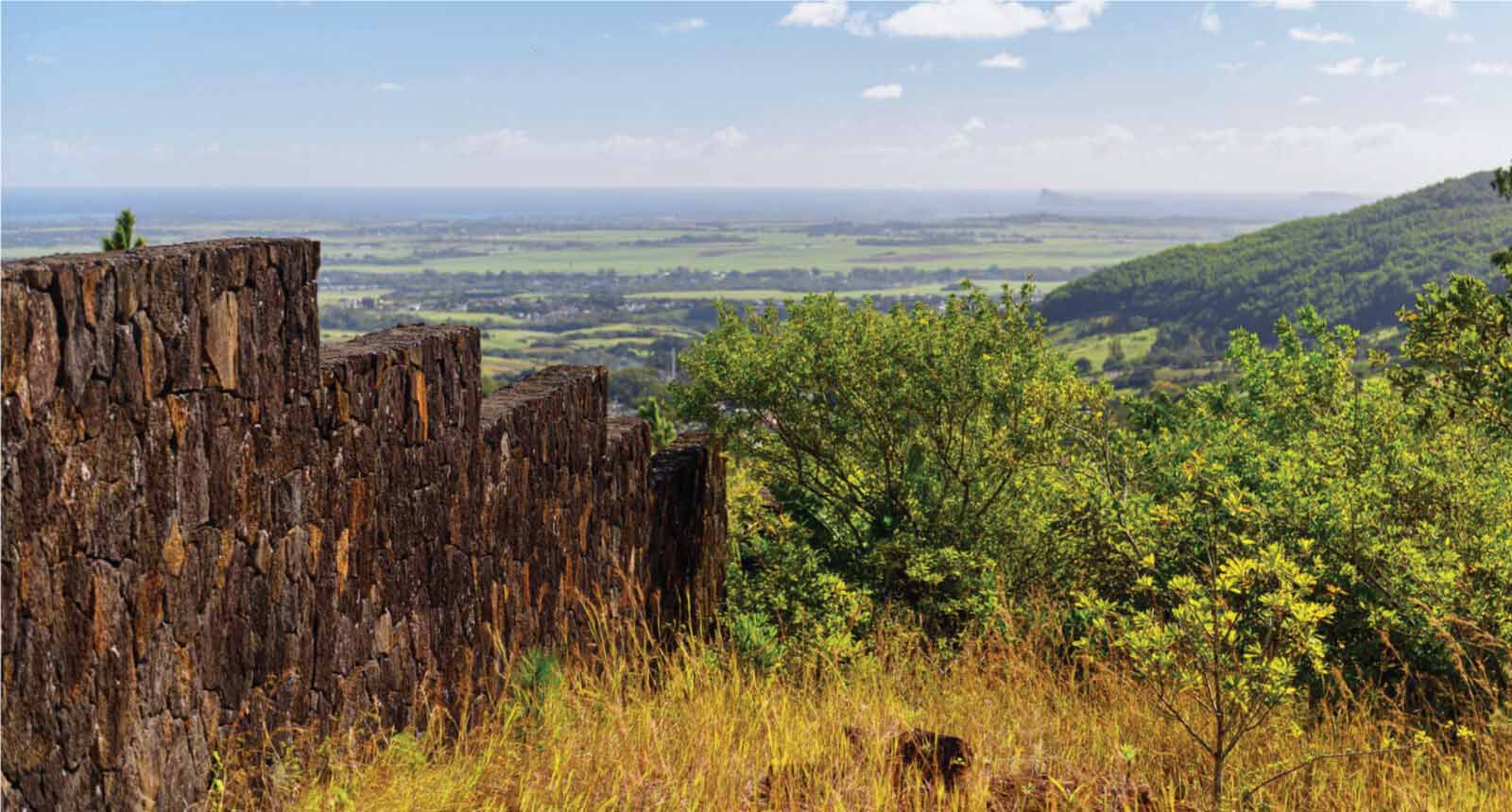 Les Mariannes Hills